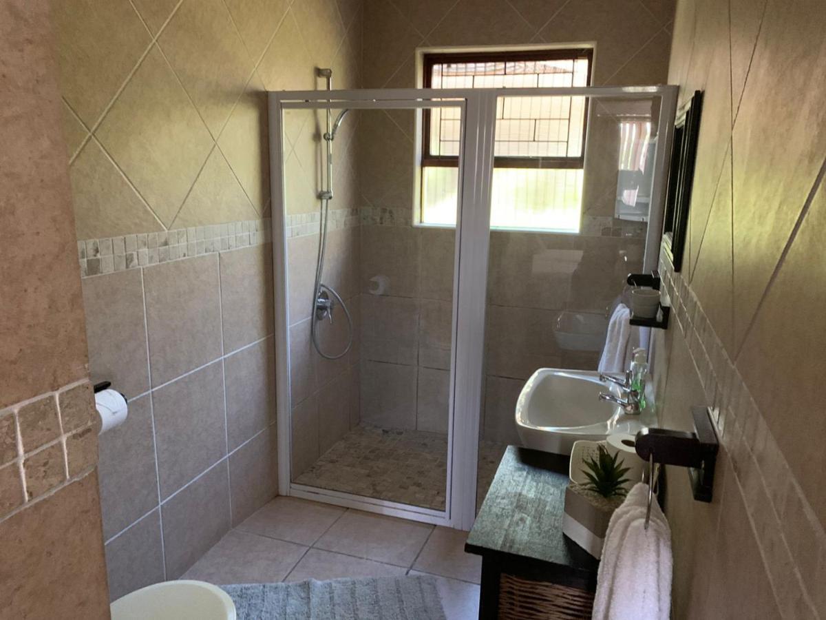 Kraaifontein Villa Mariss Guesthouse מראה חיצוני תמונה