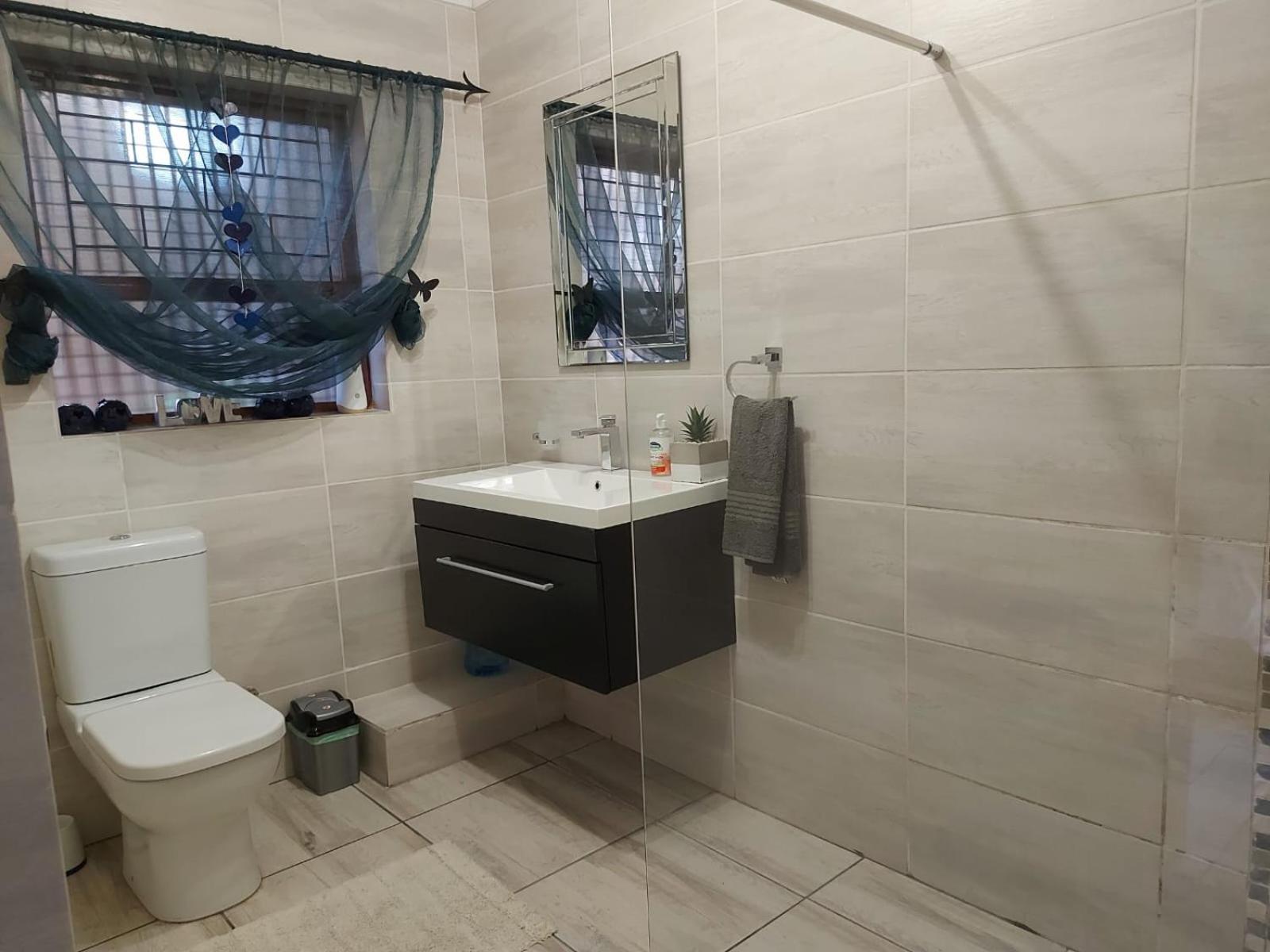 Kraaifontein Villa Mariss Guesthouse מראה חיצוני תמונה